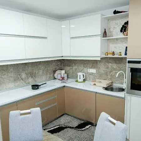 Merak With Private Pool - Total Privacy & Relaxation * Humilisani