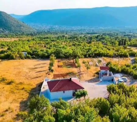 Merak With Private Pool - Total Privacy & Relaxation *