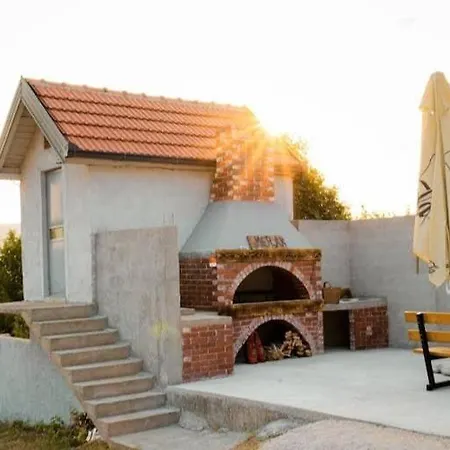 Merak With Private Pool - Total Privacy & Relaxation * Humilisani